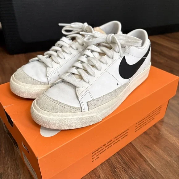 Nike Blazer Low ‘77 - Picture 3 of 6